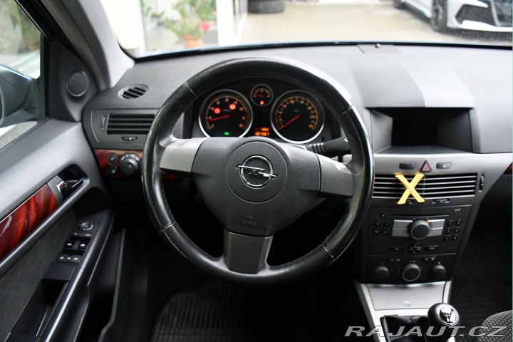 Opel Astra 1.6i 77kW KLIMA XENON 2005