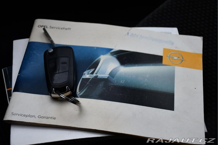 Opel Astra 1.6i 77kW KLIMA XENON 2005