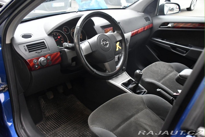Opel Astra 1.6i 77kW KLIMA XENON 2005