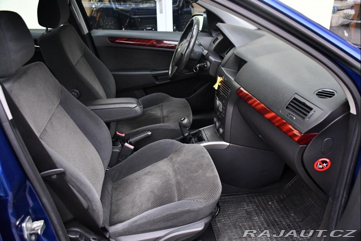 Opel Astra 1.6i 77kW KLIMA XENON 2005