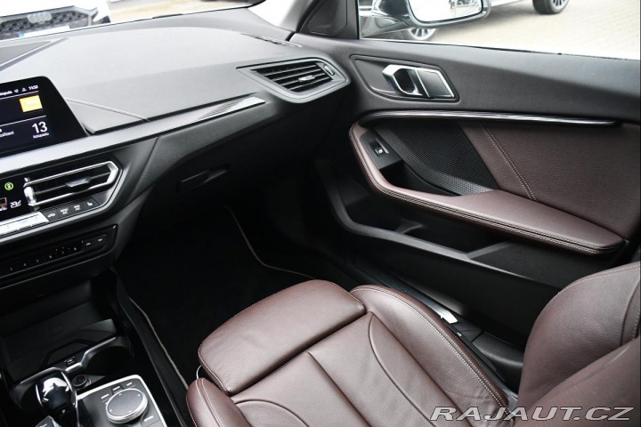 BMW 2 218d HUD REZERVACE 2021