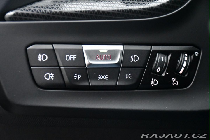BMW 2 218d HUD CARPLAY ČR 1M 2021