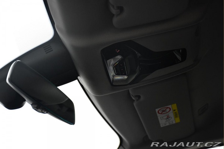 BMW 2 218d HUD REZERVACE 2021