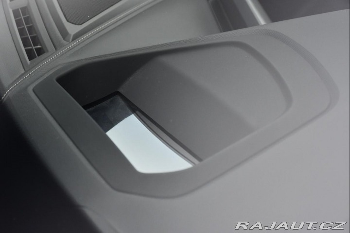 BMW 2 218d HUD REZERVACE 2021