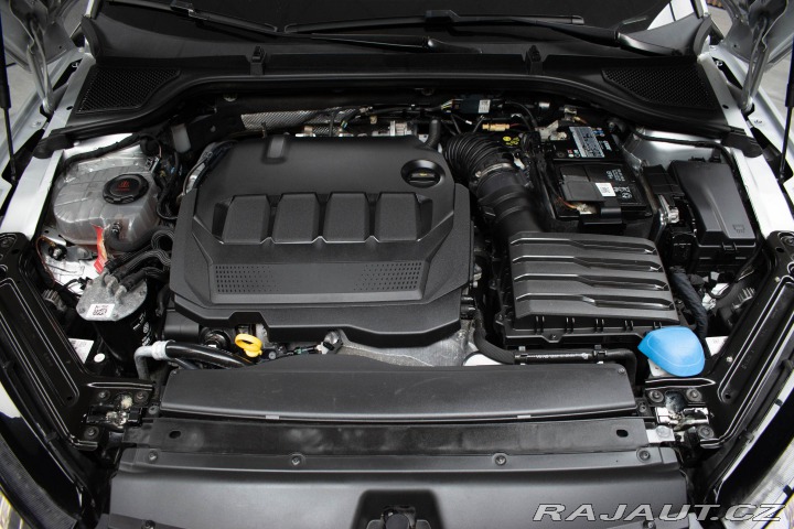 Škoda Octavia RS 2.0 TDI REZERVACE 2022