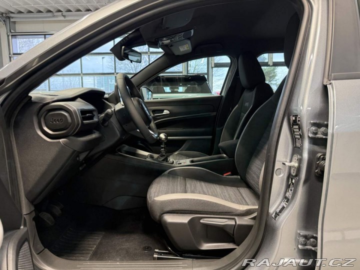 Jeep Avenger Longitude 1.2 Turbo 100k 2025