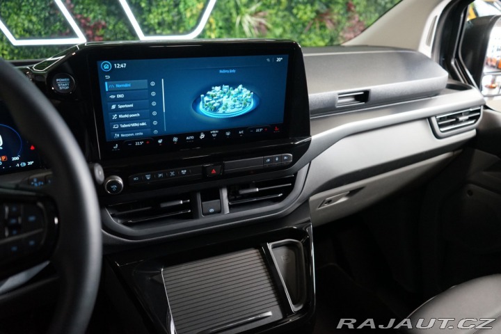 Ford Tourneo Custom CUSTOM*2.0*ECOBLUE*360*NE 2025