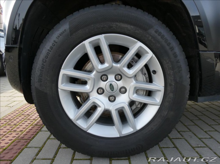 Land Rover Defender 3,0 D300 110 X-Dyn SE,1ma 2024