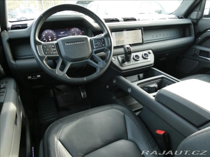 Land Rover Defender 3,0 D300 110 X-Dyn SE,1ma 2024