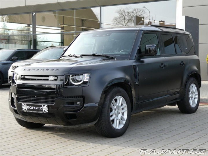 Land Rover Defender 3,0 D300 110 X-Dyn SE,1ma 2024