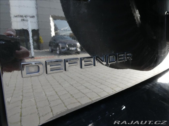 Land Rover Defender 3,0 D300 110 X-Dyn SE,1ma 2024