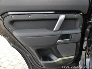 Land Rover Defender 3,0 D300 110 X-Dyn SE,1ma 2024