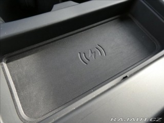 Land Rover Defender 3,0 D300 110 X-Dyn SE,1ma 2024