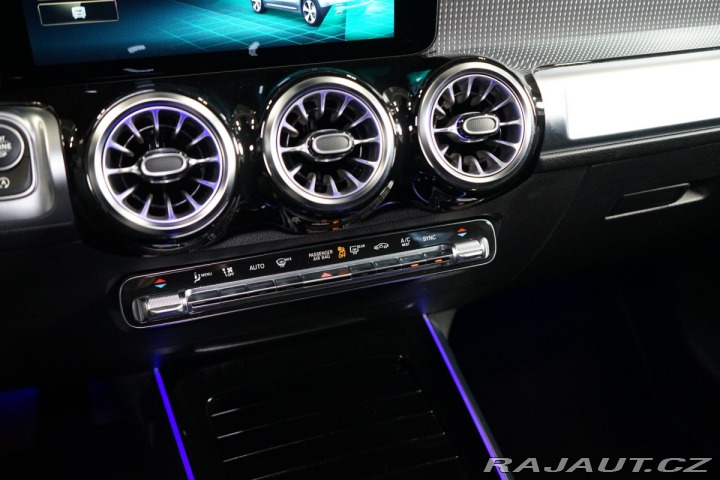 Mercedes-Benz GLB 200d*4M*LED*CARPLAY* 2022