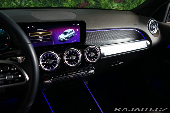 Mercedes-Benz GLB 200d*4M*LED*CARPLAY* 2022