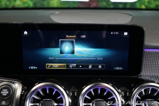 Mercedes-Benz GLB 200d*4M*LED*CARPLAY* 2022
