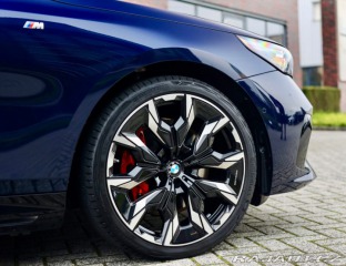 BMW 5 Touring 550e xDrive M S 2025