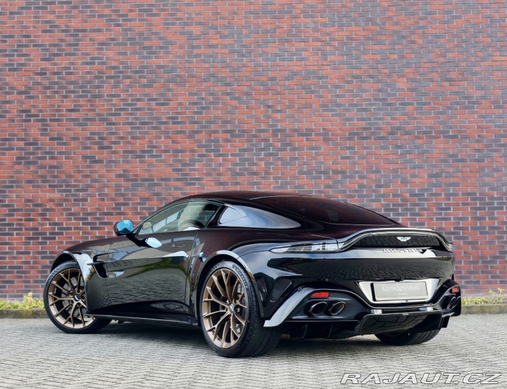 Aston Martin V8 Vantage 4.0 | Quicksilver - Ony 2025
