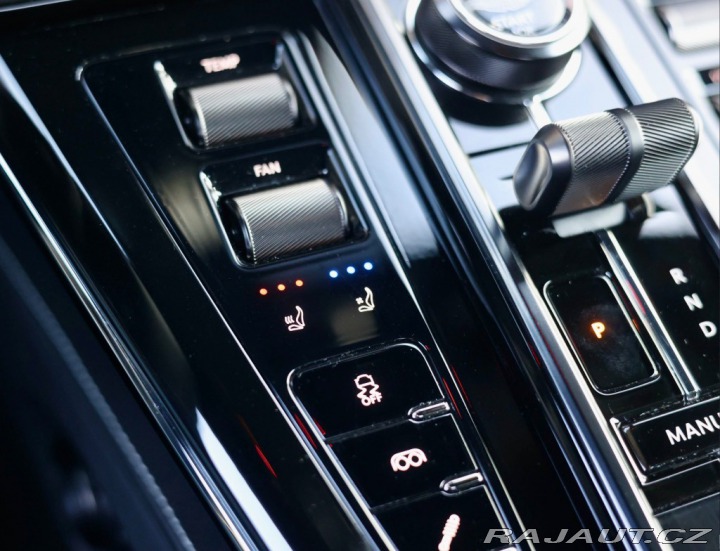 Aston Martin V8 Vantage 4.0 | Quicksilver - Ony 2025