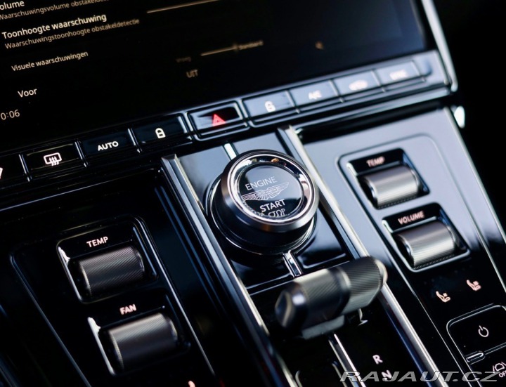 Aston Martin V8 Vantage 4.0 | Quicksilver - Ony 2025