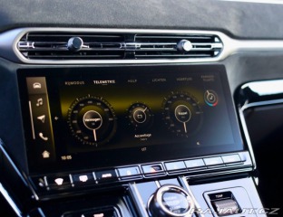 Aston Martin V8 Vantage 4.0 | Quicksilver - Ony 2025