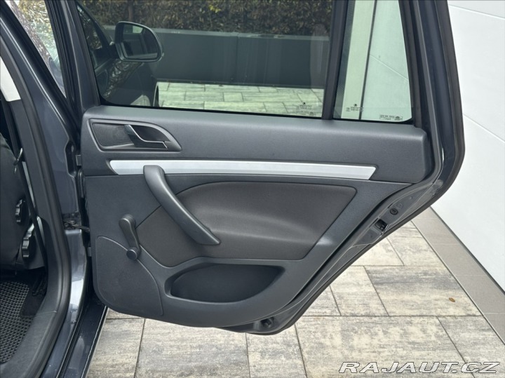 Škoda Octavia 1,6 TDI 105PS II FL Edit 2011