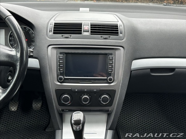 Škoda Octavia 1,6 TDI 105PS II FL Edit 2011