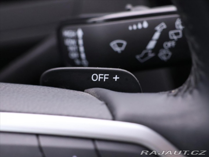 Volkswagen Passat 2,0 TDI 110kW DSG Matrix 2022