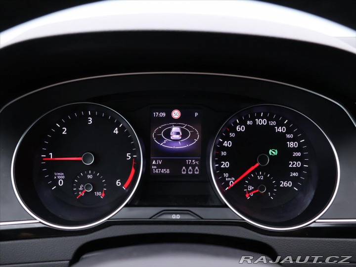 Volkswagen Passat 2,0 TDI 110kW DSG Matrix 2022