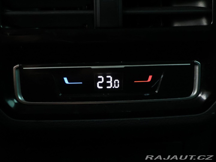 Volkswagen Passat 2,0 TDI 110kW DSG Matrix 2022