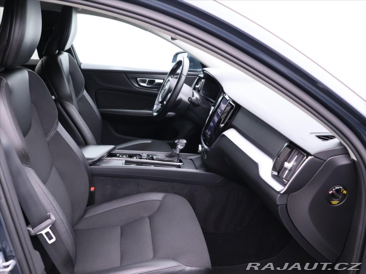 Volvo V60 2,0 D4 Aut. Momentum 1.Ma 2019