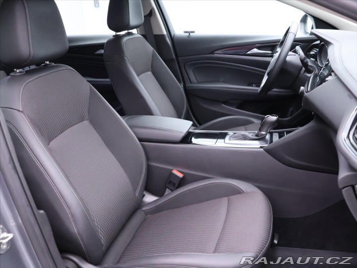Opel Insignia 2,0 T 191kW 4x4 CZ Innova 2018