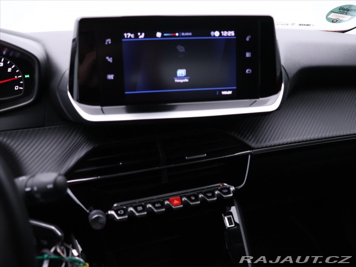 Peugeot 2008 1,2 PT 74kW Active 1.Maj. 2021