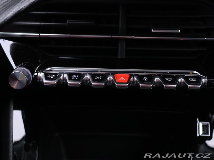 Peugeot 2008 1,2 PT 74kW Active 1.Maj. 2021