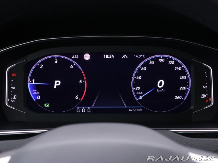 Volkswagen Passat 2,0 TDI DSG IQ Light 1.Ma 2022