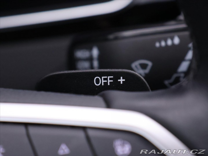 Volkswagen Passat 2,0 TDI DSG IQ Light 1.Ma 2022