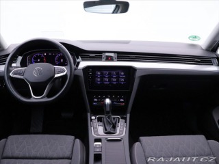 Volkswagen Passat 2,0 TDI DSG IQ Light 1.Ma 2022