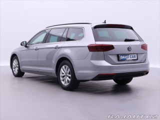 Volkswagen Passat 2,0 TDI DSG IQ Light 1.Ma 2022