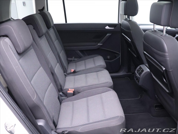 Volkswagen Touran 2,0 TDI 110kW HighLine LE 2016