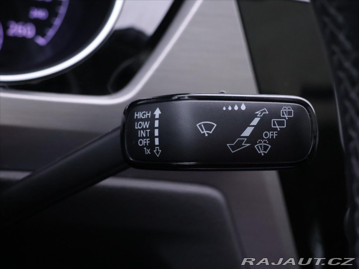 Volkswagen Touran 2,0 TDI 110kW HighLine LE 2016