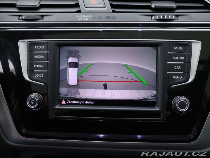 Volkswagen Touran 2,0 TDI 110kW HighLine LE 2016