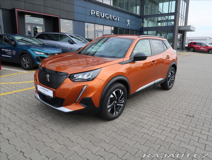 Peugeot 2008 1,2 ALLURE AUT 2023