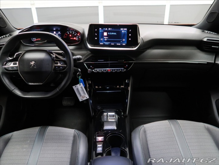 Peugeot 2008 1,2 ALLURE AT KAMERA 360° 2023
