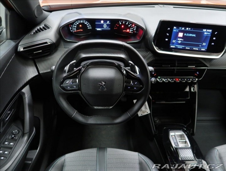 Peugeot 2008 1,2 ALLURE AT KAMERA 360° 2023