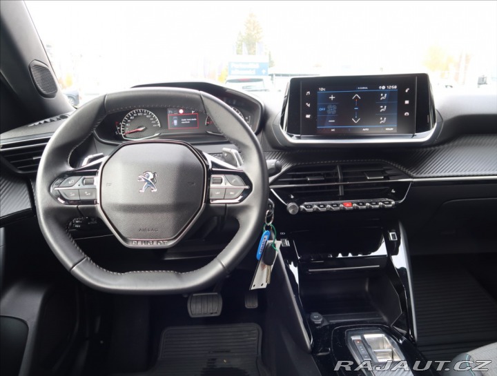 Peugeot 2008 1,2 ALLURE AUT 2023