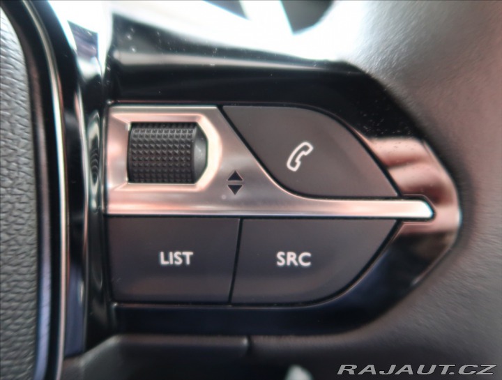 Peugeot 2008 1,2 ALLURE AUT 2023