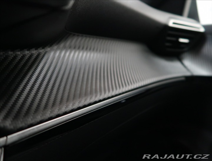 Peugeot 2008 1,2 ALLURE AT KAMERA 360° 2023