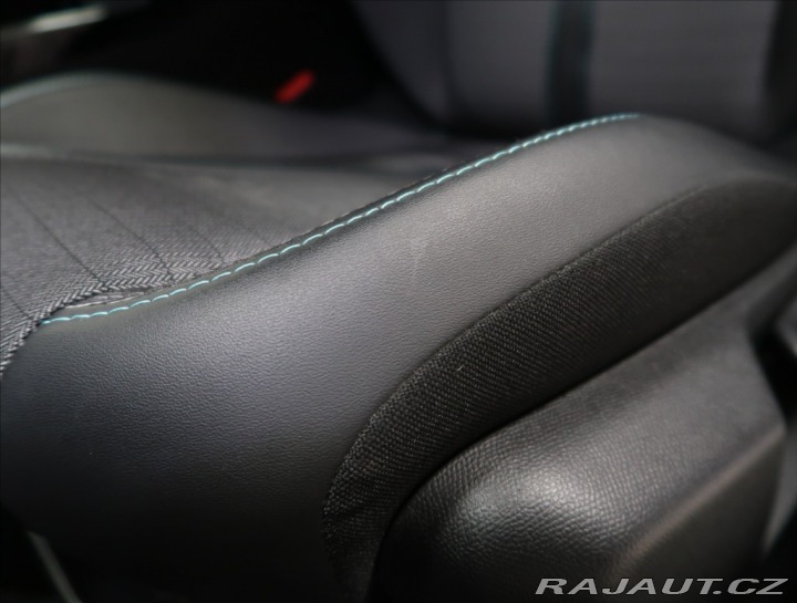 Peugeot 2008 1,2 ALLURE AUT 2023