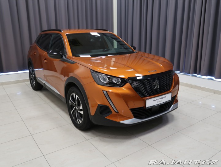 Peugeot 2008 1,2 ALLURE AT KAMERA 360° 2023
