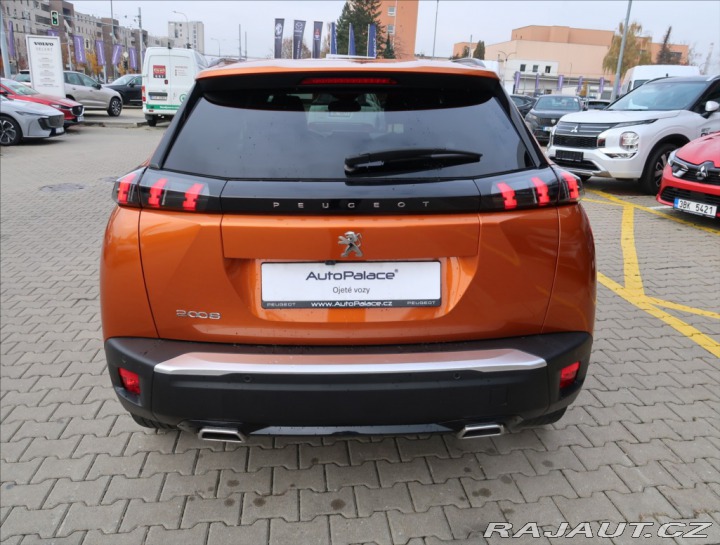 Peugeot 2008 1,2 ALLURE AUT 2023